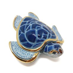 Grande tortue en céramique et émail dorée à l'or fin