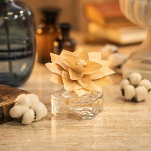 Fleur parfumée en bois de Durance pour parfumer une pièce sans flamme