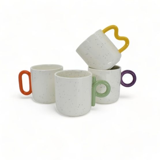 mug-moucheté-avec-anse-originale (1)