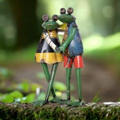 grosse statuette de grenouilles en métal recyclé