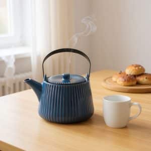 Théière bleu en grès 1 litre avec filtre en inox