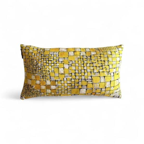 coussin jaune rubiscube de lalie design
