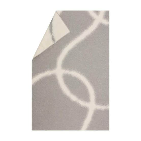 Plaid design gris pour canapé motif géométrique en 135 x 200 cm