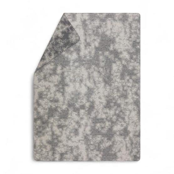 Plaid douillet faux uni gris en coton- grande taille 150 x 200 cm