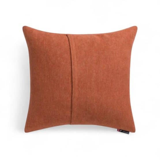 Verso coussin terracotta "Be youself" motif bohéme