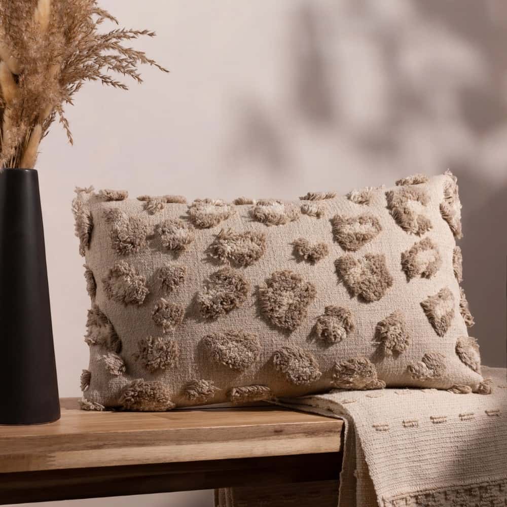 coussin-leopard-beige