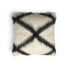 maxi-coussin-de-sol-noir-et-blanc-90-x-90-cm-style-berbere