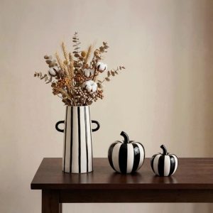 vase à rayures